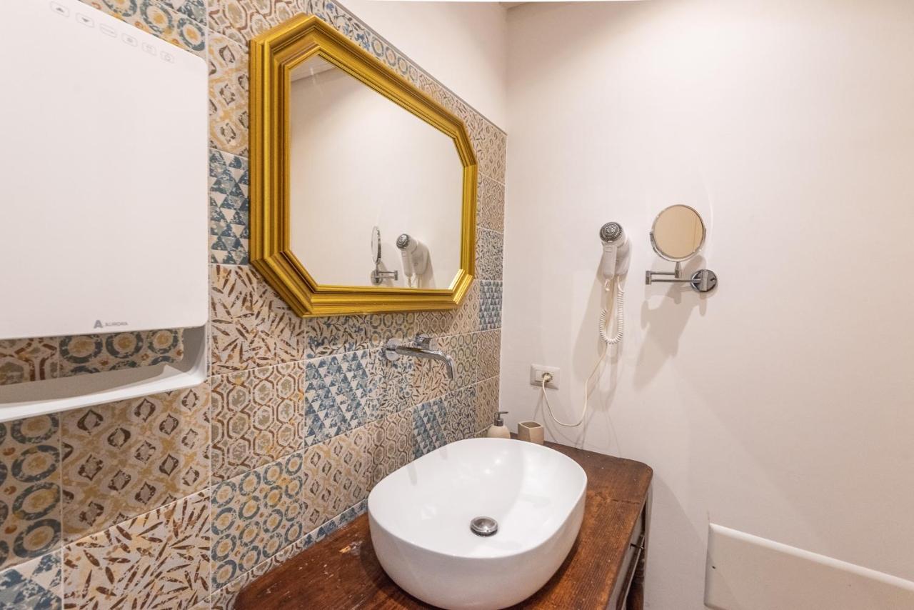 Rubichi 6 - Old Town Apartment Sit Lecce Exteriér fotografie
